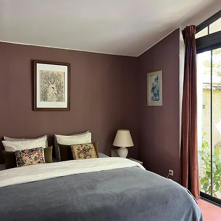 Le Clos Des Lilas Couette-café