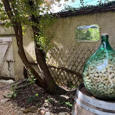 Le Clos Des Lilas Montreuil-aux-Lions