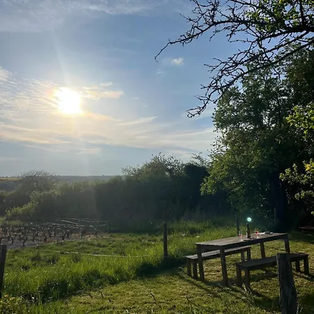 Le Clos Des Lilas 3*