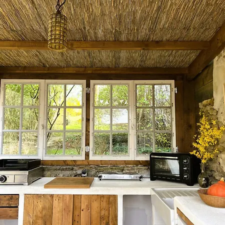 Le Clos Des Lilas Guest house