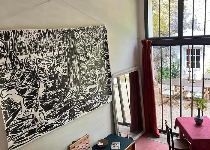 Le Clos Des Lilas 3*